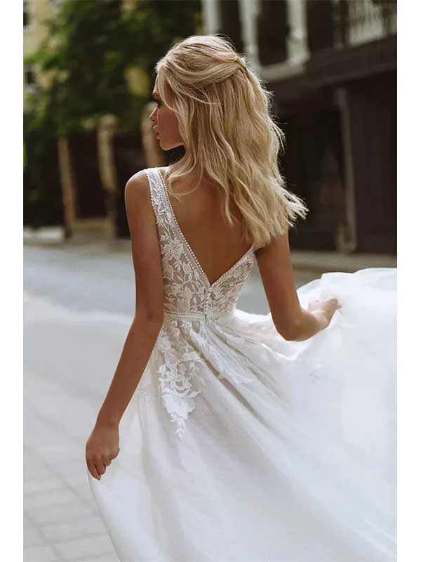 Elegant A-line  V-neck Lace Applique Wedding Dress, WD0495