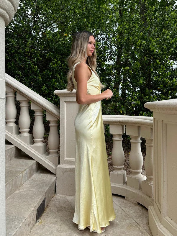 Sexy V-neck Sleeveless Mermaid Satin Evening Prom Dresses Online, OLP1055