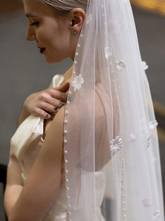 Elegant Simple Sweet Floral Pearls Long Bridal Veil