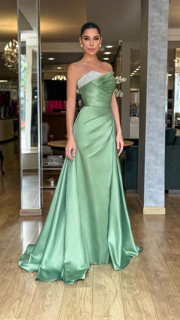 Elegant Sweetheart Sleeveless A-line Satin Evening Prom Dresses Online, OLP931