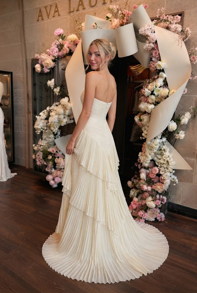 Beautiful Strapless Pleated Bridal Gown Unique Tiered Long Wedding Dresses,WD0645