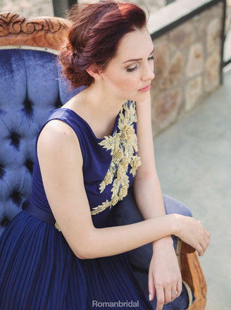 Unique A-line Sleeveless Chiffon Appliques Bridesmaid dresses With Pleats, BD0524