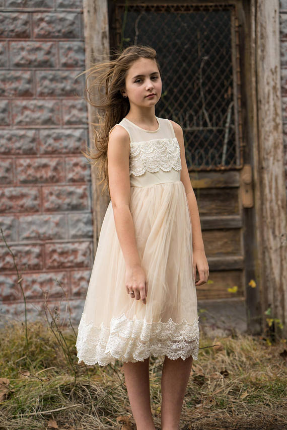 Flower girl dress, ivory flower girl dress, girls dress, country flower girl, ivory lace dress, FG0122